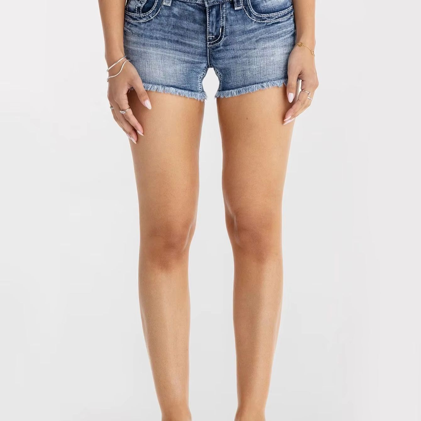 Damenbekleidung: Schmetterling – Shorts Denim Frayed Bewertung und Preis