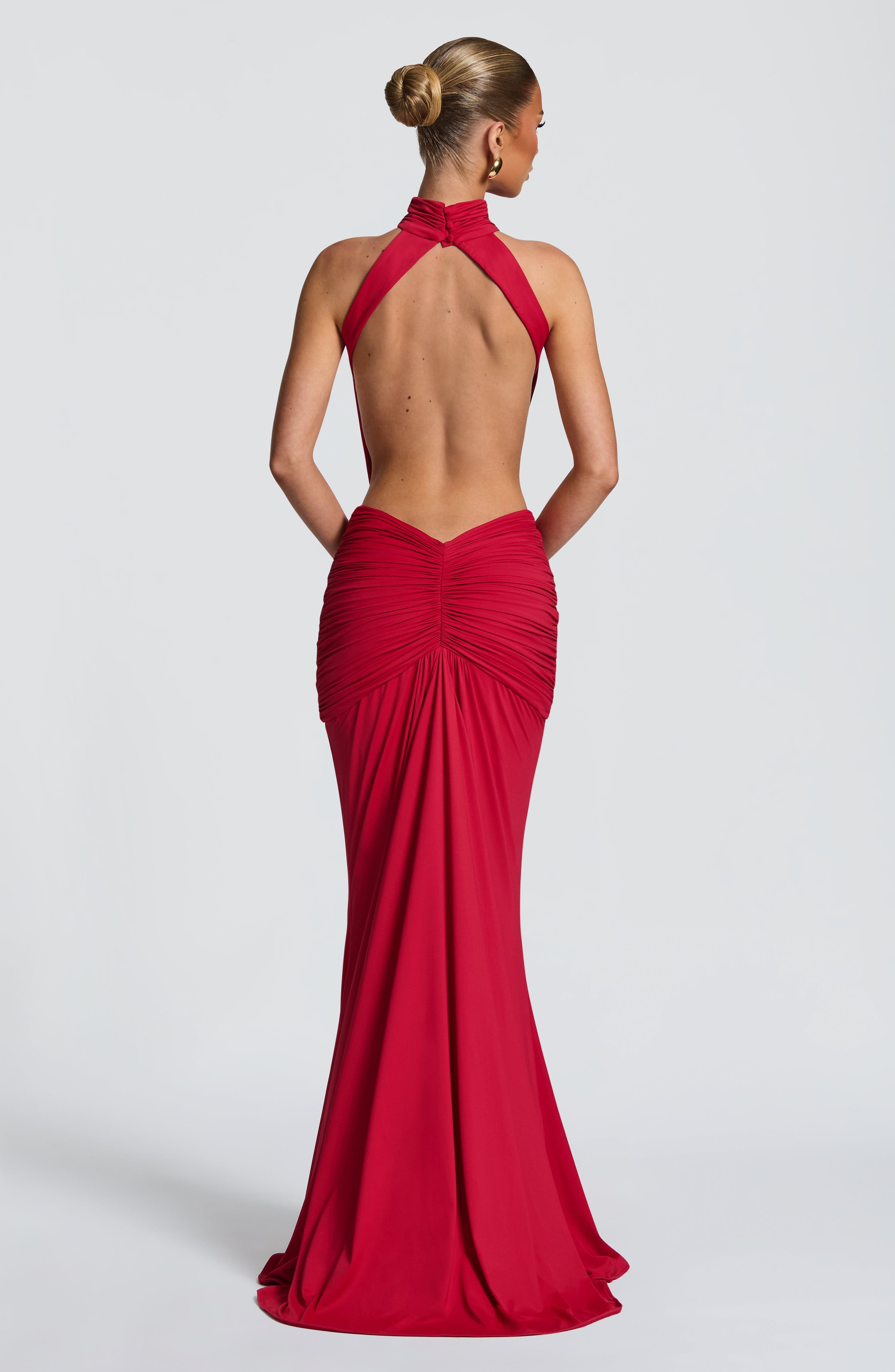 Halter-Maxikleid mit hohem Aus – Maxi Dress Halter Bewertung und Preis